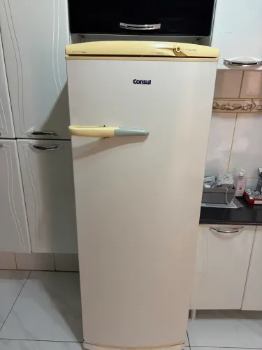 Geladeira Consul