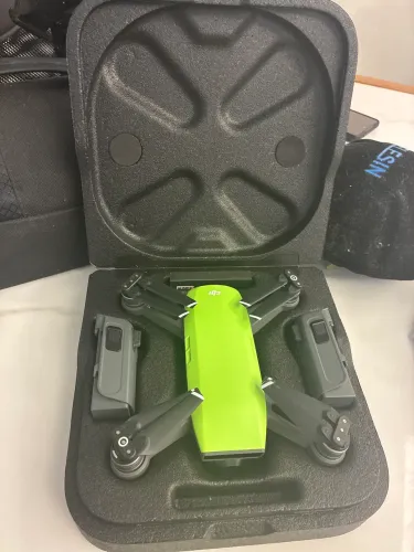 Combo Drone DJI Spark