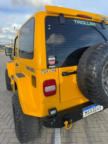 Troller T-4 4X4 3.0 TB Int. Cap. Lona Diesel 2010