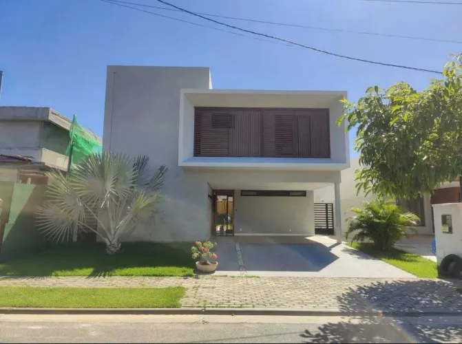 Casa com piscina duplex no terras Alphaville