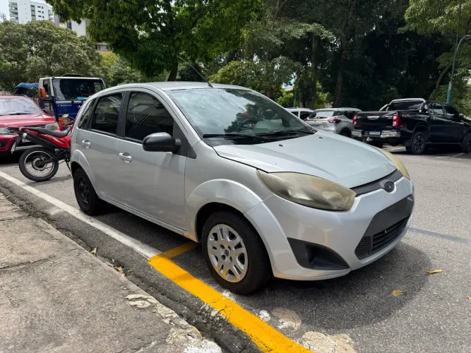 Ford Fiesta S 1.0 8V Flex 5P 2014