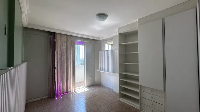 APARTAMENTO À VENDA EDIFÍCIO MONTERREY