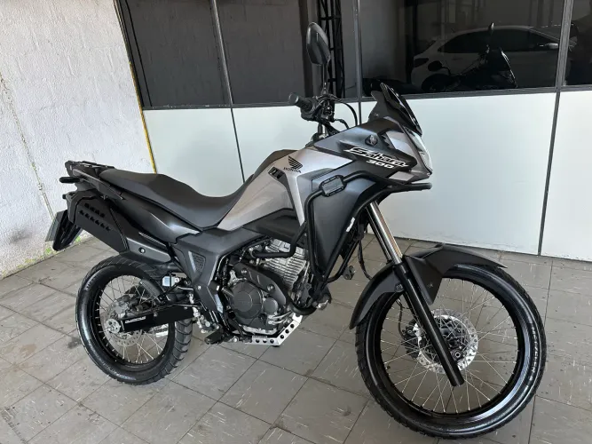 SAHARA 300 ABS 2025