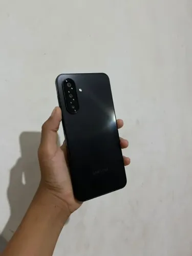 Samsung A17 novo