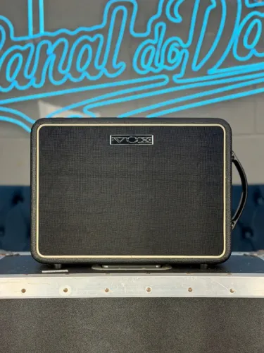 Caixa Vox V110NT Night Train 1x10 para guitarra