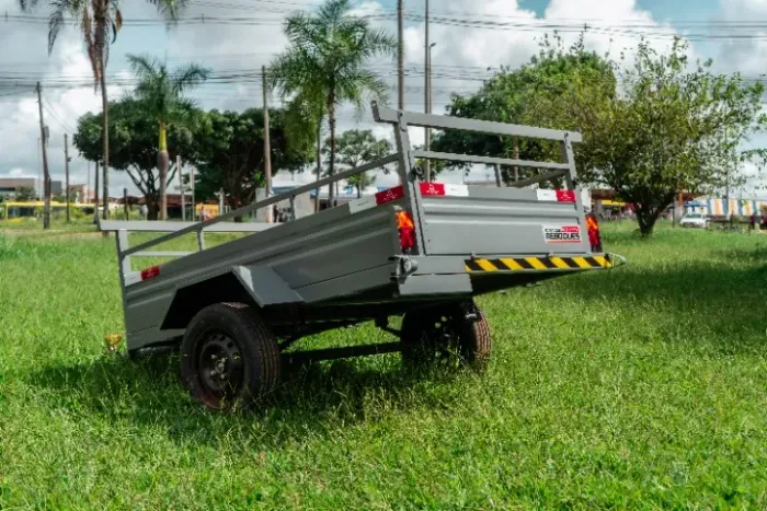 CARRETA 2 X 1.20 NOVA COM CESTINHA