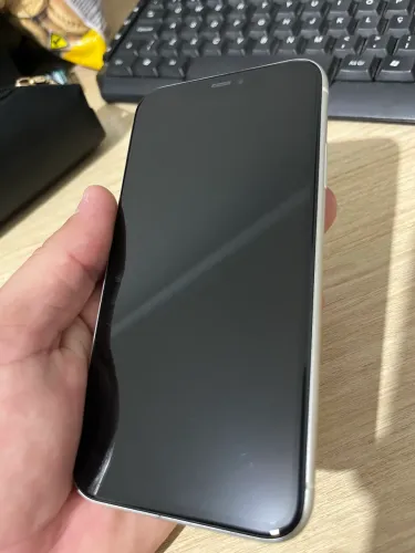 iPhone 11. 64gb