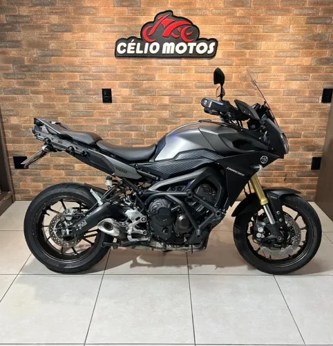 MT-09 TRACER CINZA 2016/2017
