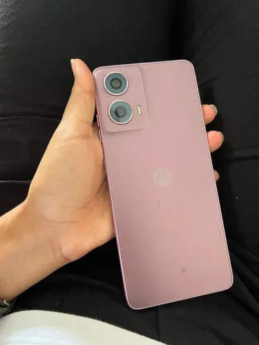 Celular Moto G24, rosê
