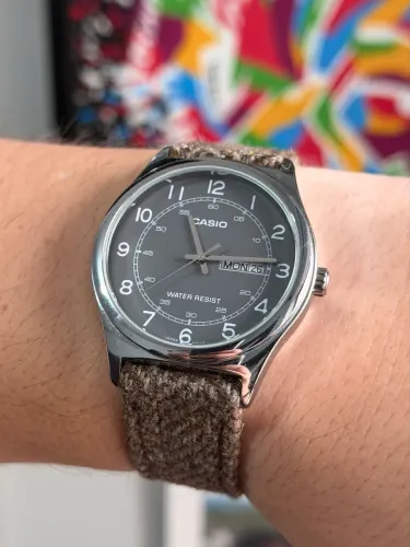 Relógio Casio MTP-V006