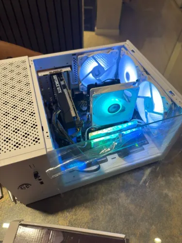PC Gamer Alto Desempenho Full HD - Ryzen 5 5600 + GTX 1660 