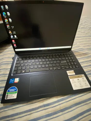 Asus vivobook 15