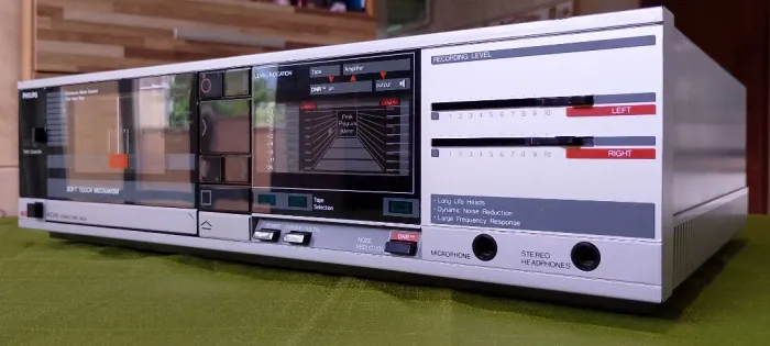 Tape Deck PHILIPS FC 210