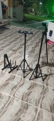 Pedestal para microfone e violão