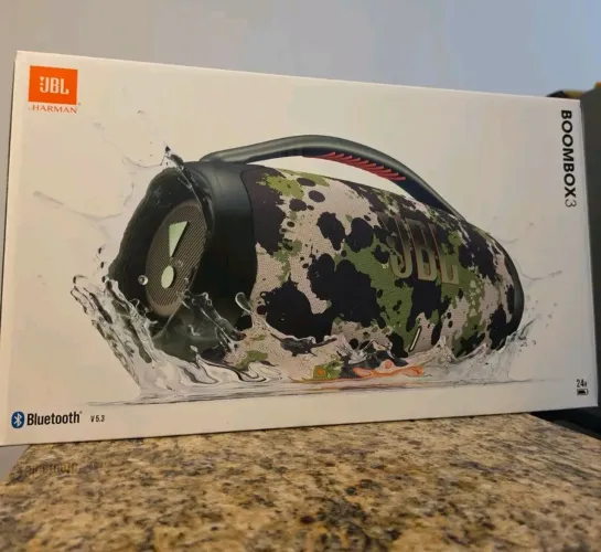 Boombox 3 clamufada