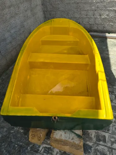 Barco de fibra