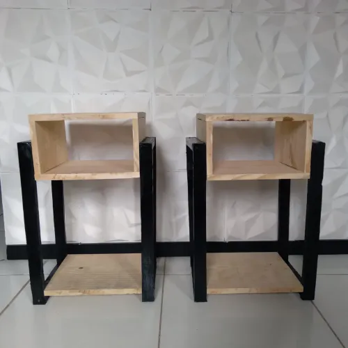 Mesa de cabeceira