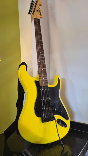 Guitarra Memphis MG32 