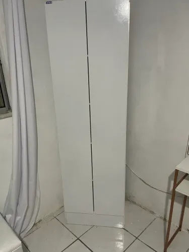 Armário multiuso 