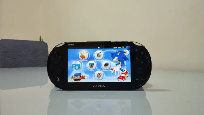 Psvita Slim Desbloqueado + Case + 2 jogos originais + SD2Vita