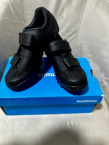 Sapatilha MTB Shimano + pedal e clipe Shimano (Semi novo)