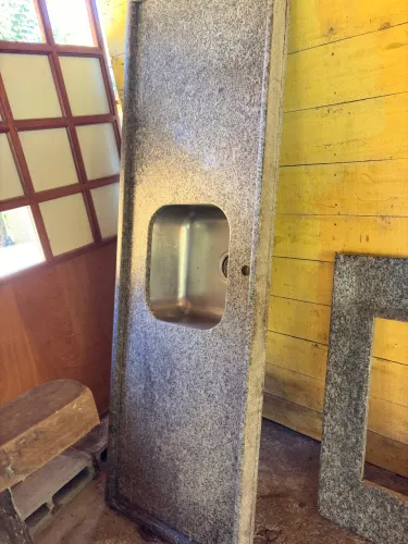 Vendo pia Tramontina com bancada de mármore