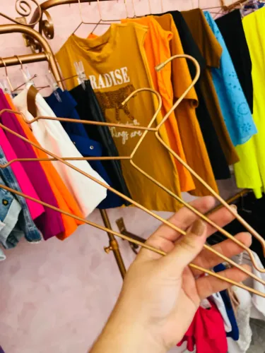 VENDO INSTALAÇÕES + ESTOQUE PARA LOJA !