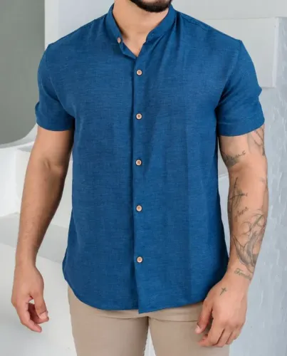 Camisa casual social masculina manga curta gola padre.