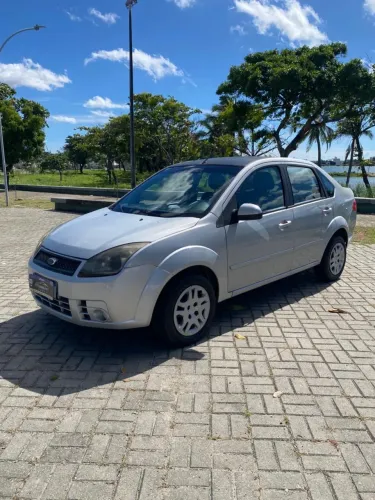 Ford Fiesta Sedan 1.0 8V Flex 4P 2009