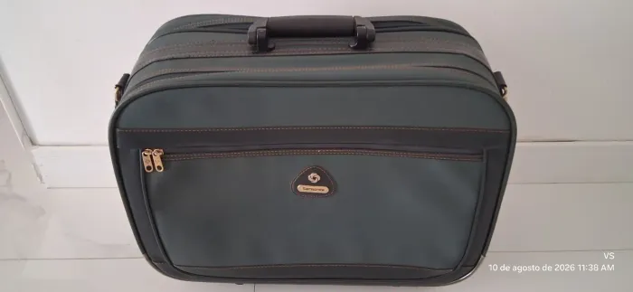 Mala Samsonite com Rodinhas e AlçaMala Samsonite com Rodinhas e Alça