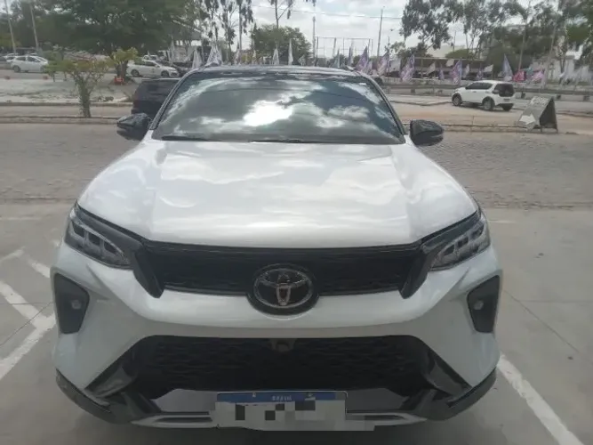 Toyota Hilux SW4 Diamond 2.8 TB 4X4 Die. Aut. 2026