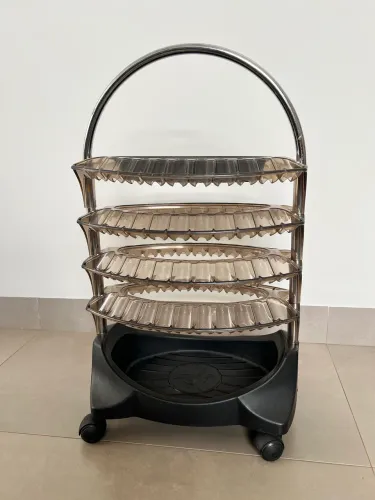 Carrinho porta 88 esmaltes