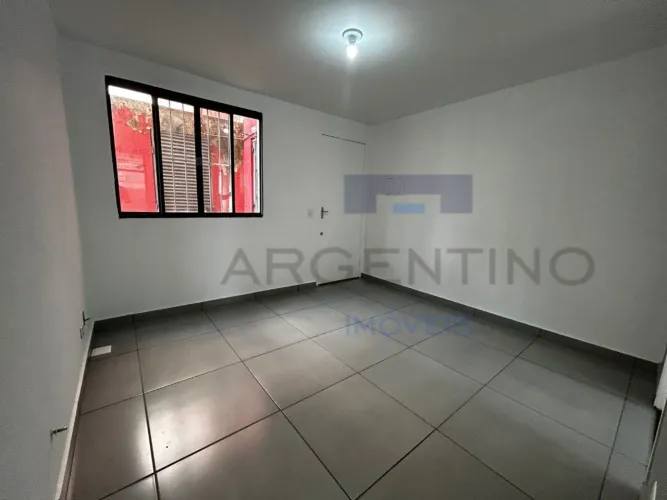 Apartamento com ótima localização, Condomínio João Cocicov!