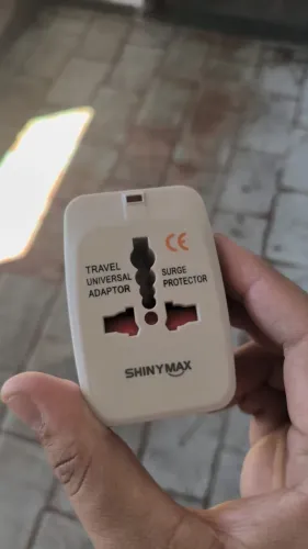 Adaptador de Tomada Universal Novo na Caixa - Para Mais de 150 Países (Preço de Custo!)