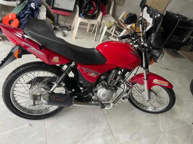 Vendo CG 150 2008 carburada