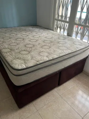 Cama Box Casal com Baú bipartido