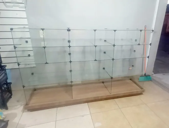 Vende balcão de vidro
