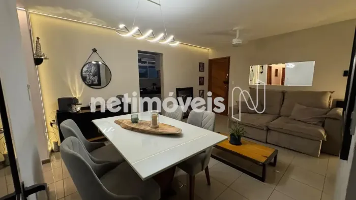 Cobertura com aproximadamente 180 m²;, 3 quartos, 3 banheiros e 2 vagas de garagem!