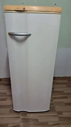 Geladeira Electrolux uma porta funcionando perfeitamente (Entrego)