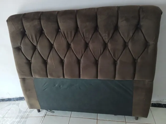 Cabeceira pra vender 