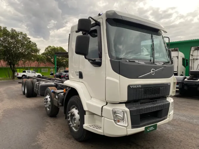 Volvo Vm 330 2021