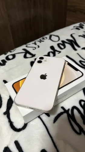 iPhone 12