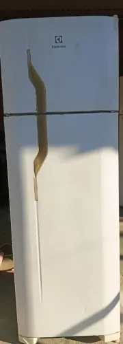 Geladeira Eletrolux gelo seco entrego