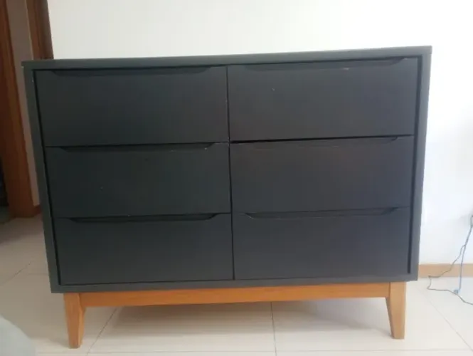 Cômoda estilo Retrô com 6 gavetas