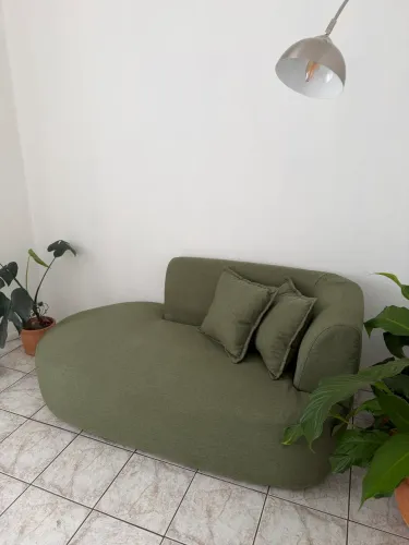 Sofá puf orgânico 1,60 vintage verde