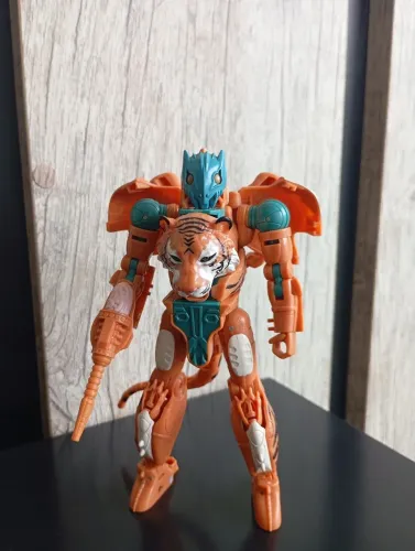 Transformers Kingdom Golden disk collection Tigatron 