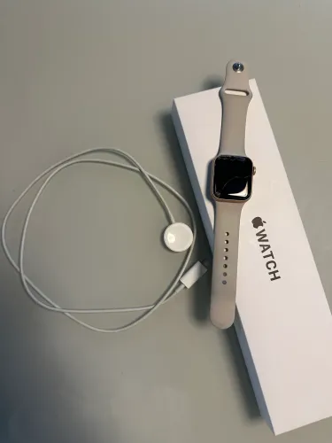 Apple Watch SE - Gold