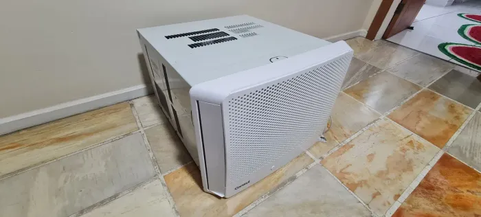 Ar condicionado 7500 btus de janela semi novo