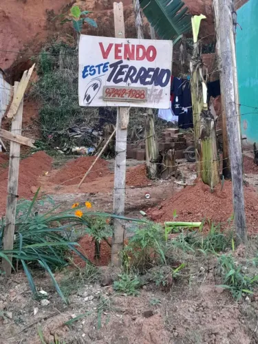 Terreno 7×30 baixou o preço