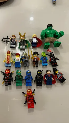 Mini figuras originais 120 cada